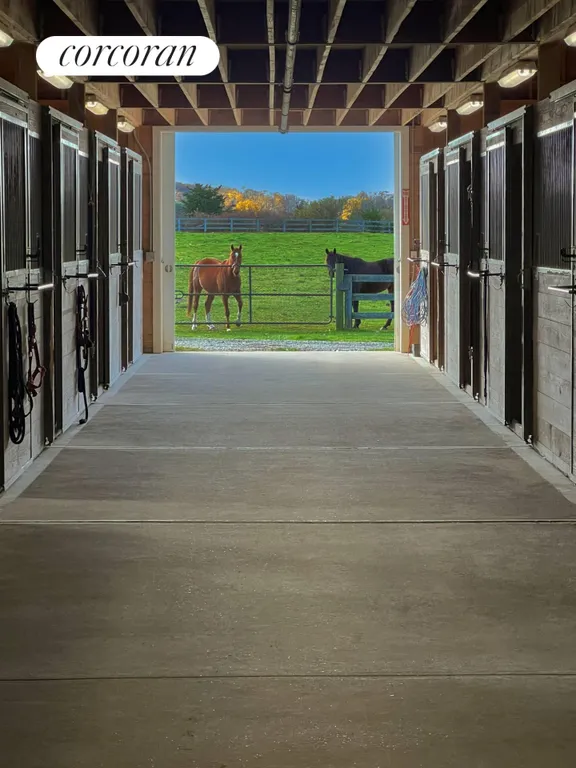 The Hamptons Real Estate | View 4170/3375+ Indian Neck Lane | Indian Neck Farm | View 21