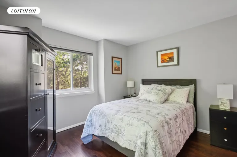 New York City Real Estate | View 24 Crestview Drive | room 18 | View 19