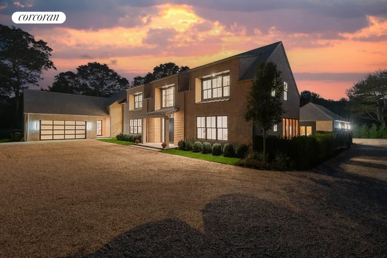 The Hamptons Real Estate | View 510 Abrahams Path | room 3 | View 4