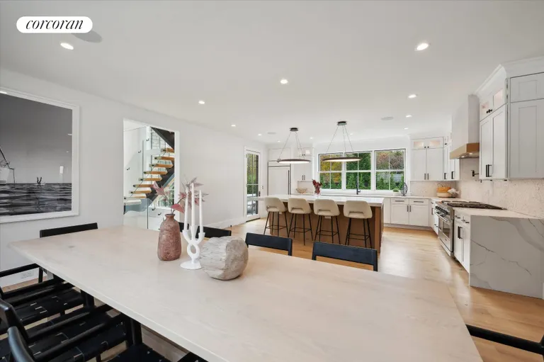 The Hamptons Real Estate | View 510 Abrahams Path | room 15 | View 16