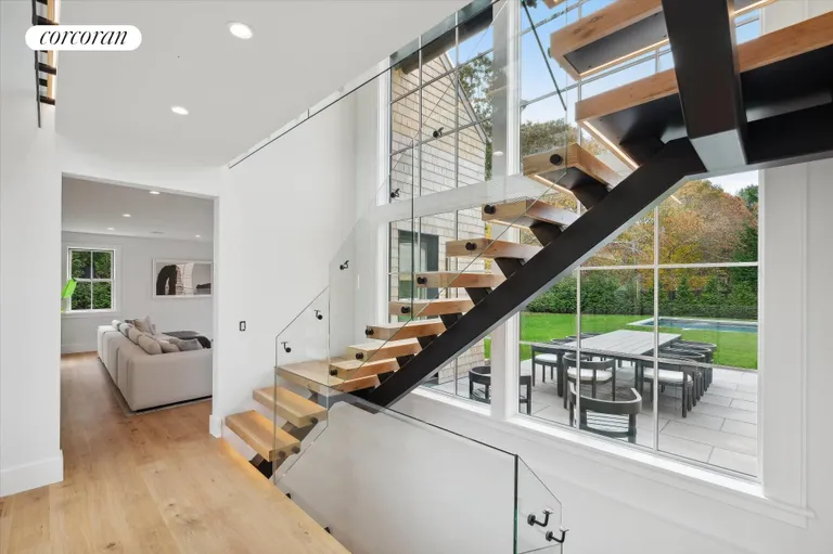 The Hamptons Real Estate | View 510 Abrahams Path | room 23 | View 24