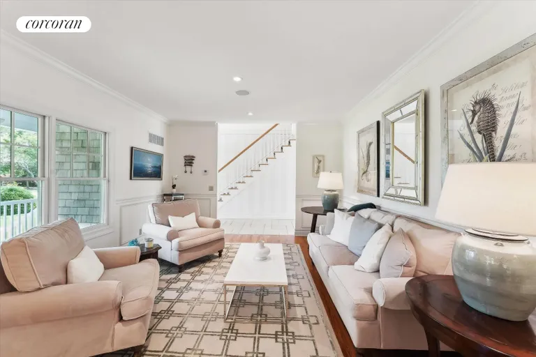 New York City Real Estate | View 21 Rogers Lane | room 4 | View 5