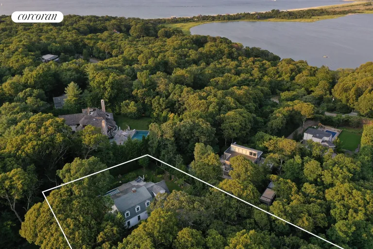 The Hamptons Real Estate | View 8 Harvest Lane | room 30 | View 31