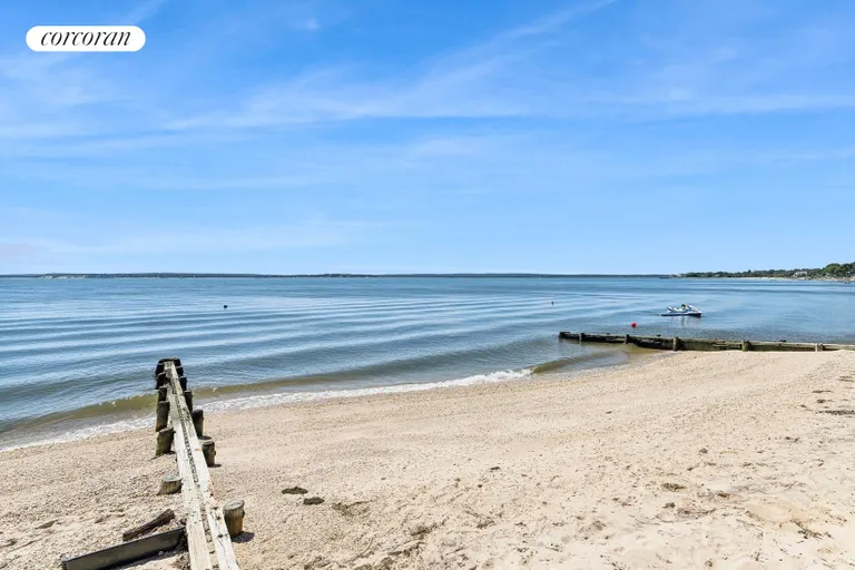 New York City Real Estate | View 1487 Peconic Bay Blvd. | room 8 | View 9