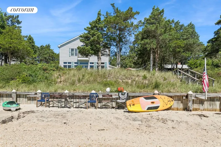 New York City Real Estate | View 1487 Peconic Bay Blvd. | room 9 | View 10