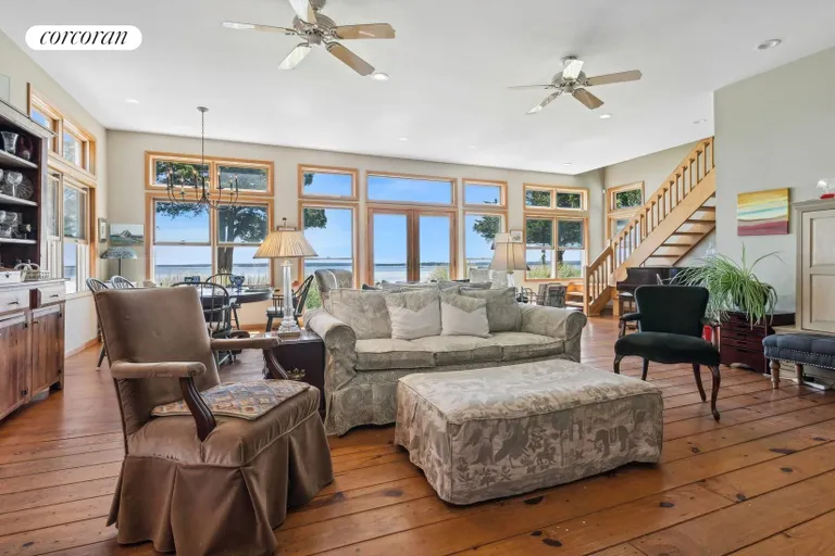 New York City Real Estate | View 1487 Peconic Bay Blvd. | room 16 | View 17