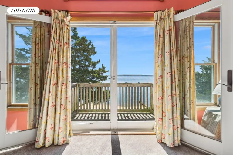 New York City Real Estate | View 1487 Peconic Bay Blvd. | room 19 | View 20