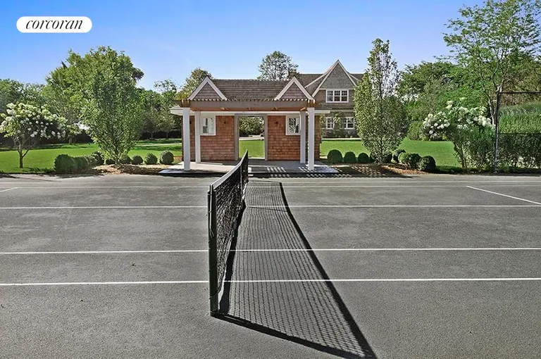 The Hamptons Real Estate | View 38 Two Mile Hollow Road | room 5 | View 6