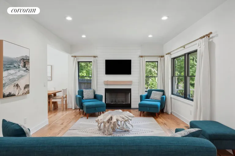 The Hamptons Real Estate | View 6 Ridgeway Road | room 6 | View 7
