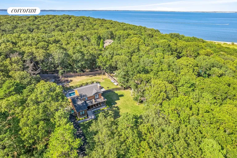 The Hamptons Real Estate | View 6 Ridgeway Road | room 23 | View 24
