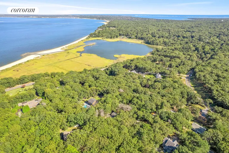 The Hamptons Real Estate | View 6 Ridgeway Road | room 29 | View 30