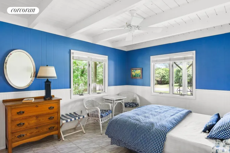 The Hamptons Real Estate | View 50 Agnew Avenue | room 11 | View 12