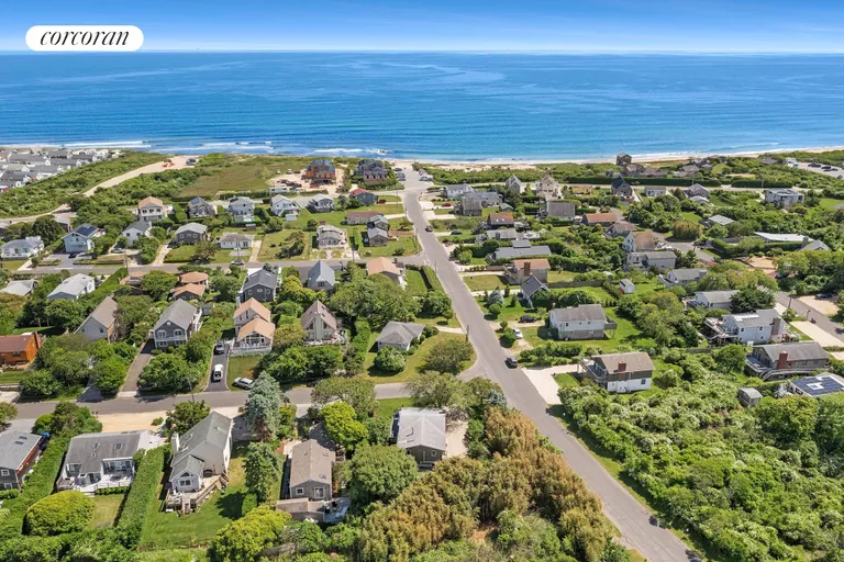 The Hamptons Real Estate | View 50 Agnew Avenue | room 18 | View 19