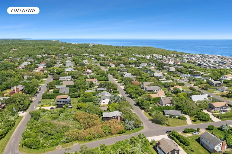 The Hamptons Real Estate | View 50 Agnew Avenue | room 19 | View 20