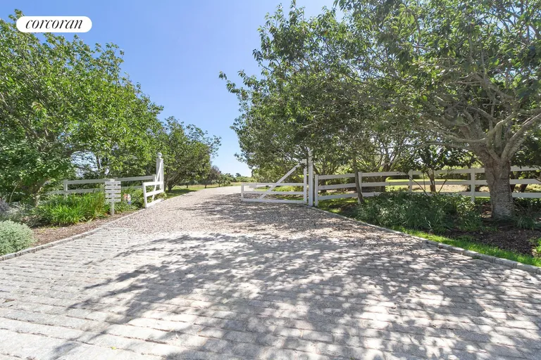 New York City Real Estate | View 139 Crestview Lane | Gated oceanfront entrance | View 19