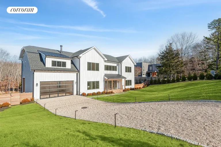 The Hamptons Real Estate | View 25 Margaret Drive | room 1 | View 2