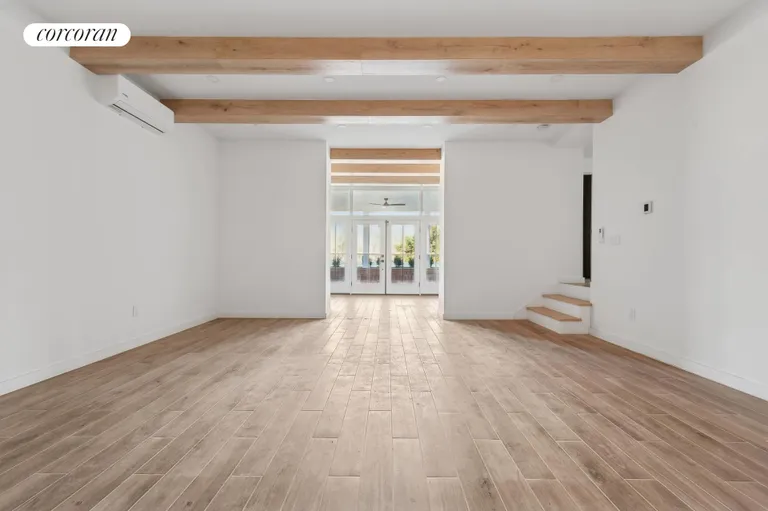 The Hamptons Real Estate | View 25 Margaret Drive | room 13 | View 14