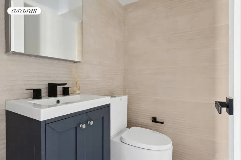 The Hamptons Real Estate | View 25 Margaret Drive | room 25 | View 26