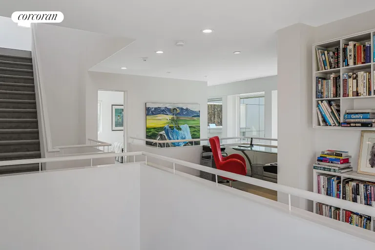 The Hamptons Real Estate | View 454 Broadway | room 10 | View 11