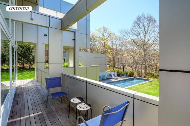 The Hamptons Real Estate | View 454 Broadway | room 23 | View 24