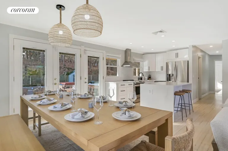 The Hamptons Real Estate | View 36 Charla Drive | Dining | View 8