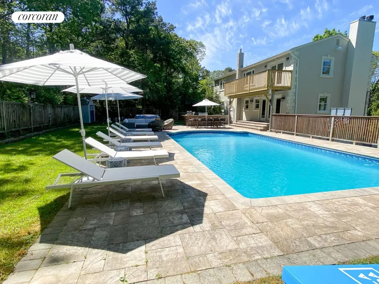 The Hamptons Real Estate | View 36 Charla Drive | Heated Pool | View 26