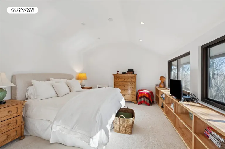 The Hamptons Real Estate | View 190 Treescape Drive Unit 9C | room 14 | View 15