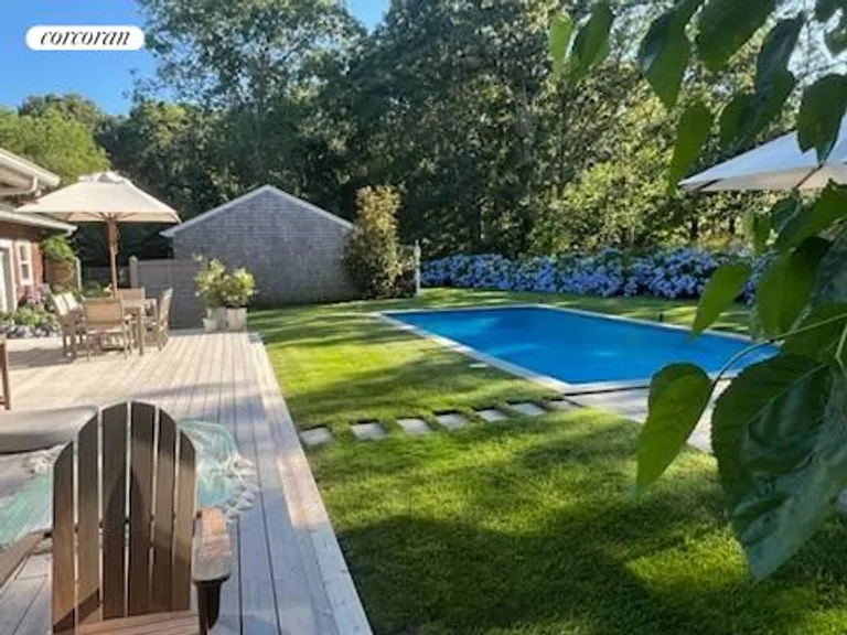 The Hamptons Real Estate | View 73 Charla Drive | room 5 | View 6