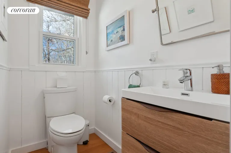 The Hamptons Real Estate | View 73 Charla Drive | room 23 | View 24