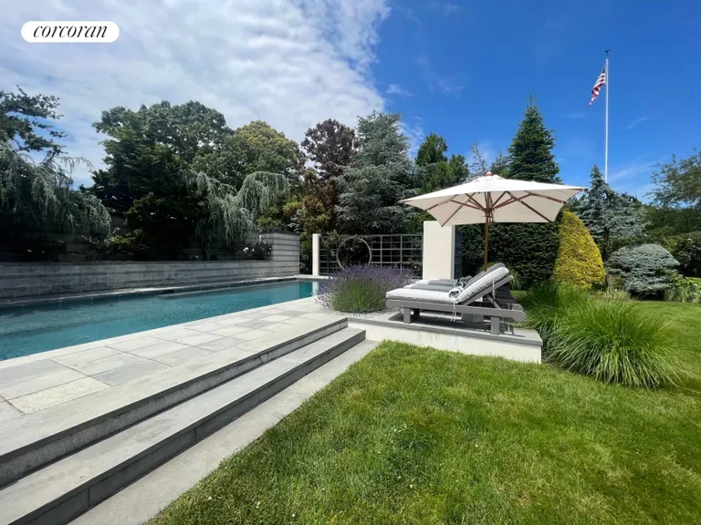 The Hamptons Real Estate | View 54 Broadview Road | room 18 | View 19