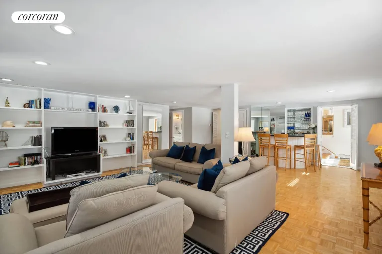 New York City Real Estate | View 9 White Oak Lane | Family Room / Den | View 10