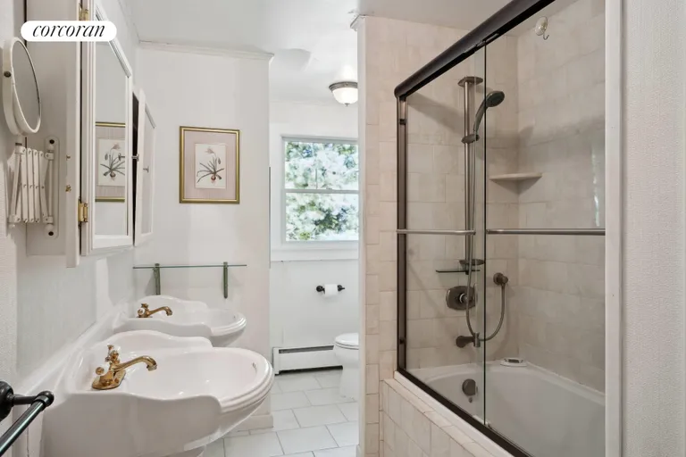 New York City Real Estate | View 9 White Oak Lane | Third Floor Bath | View 17