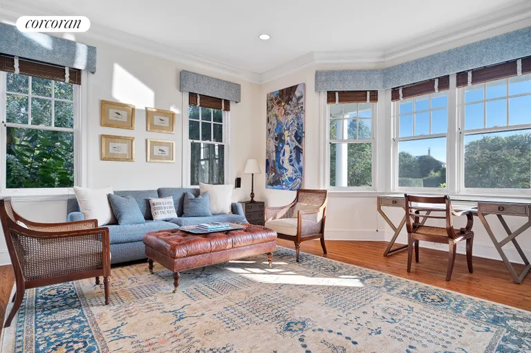 New York City Real Estate | View 22 Sagg Pond Court | room 8 | View 9