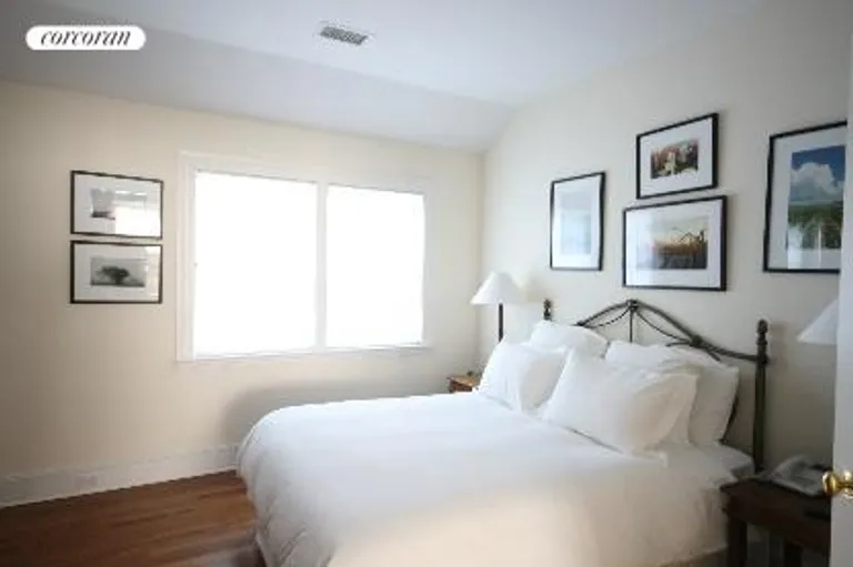 New York City Real Estate | View 22 Sagg Pond Court | Guest bedroom | View 14
