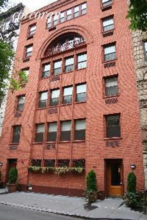 New York City Real Estate | View 123 Sullivan Street, 1 | room 3 | View 4