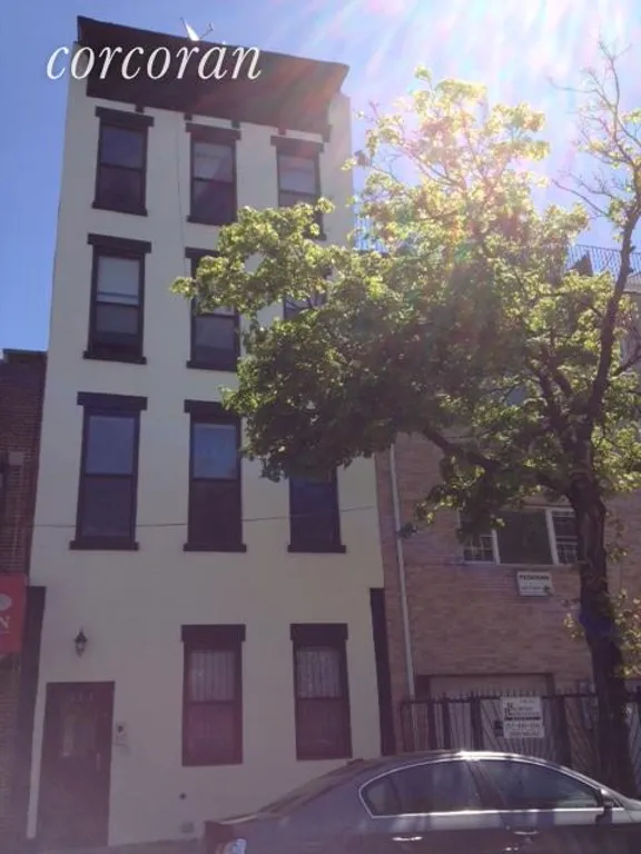 New York City Real Estate | View 293 Tompkins Avenue, 1 | room 4 | View 5