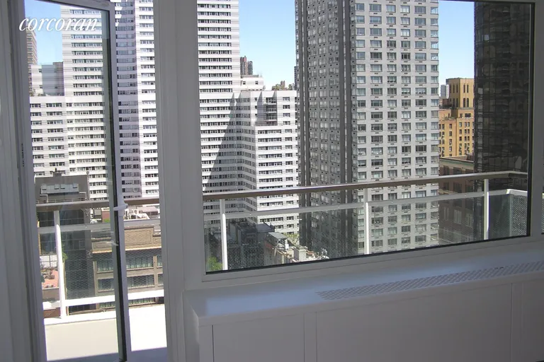 New York City Real Estate | View 200 East 66th Street, C20-02 | room 2 | View 3