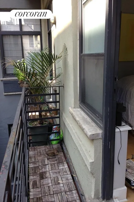 New York City Real Estate | View 242 South 1st Street, 2D | room 4 | View 5