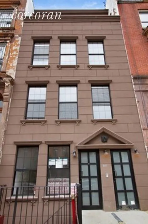 New York City Real Estate | View 196 Lefferts Place, 2F | 3 Beds, 2 Baths | View 1