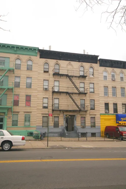 New York City Real Estate | View 1488 Bushwick Avenue, 1D | 3 Beds, 2 Baths | View 1