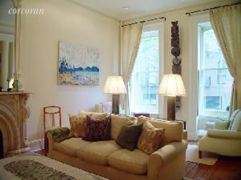 New York City Real Estate | View 77 Charles Street | 4 Beds, 4 Baths | View 1