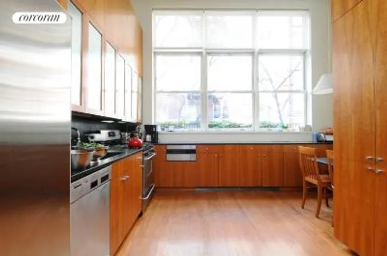 New York City Real Estate | View 164 East 91st Street | Chef's Eat In Kitchen | View 2