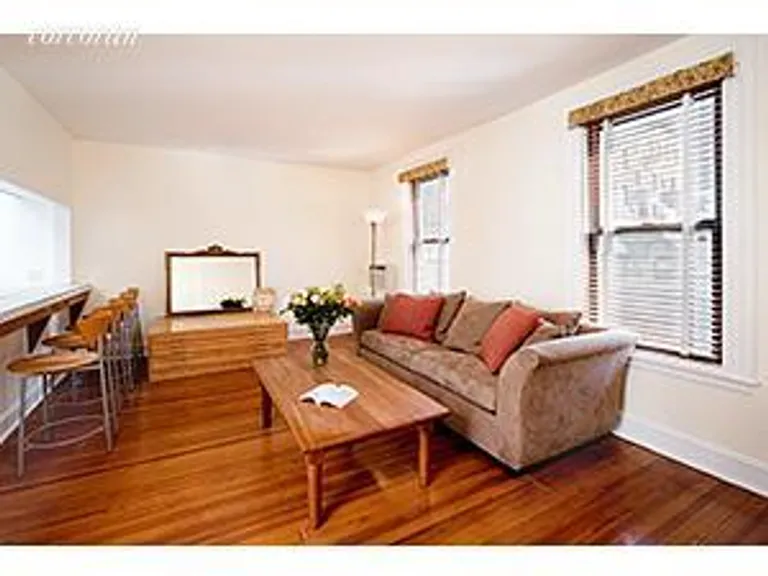 New York City Real Estate | View 23 East 81st Street, PH10C | room 2 | View 3