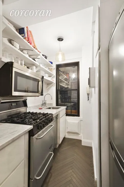 New York City Real Estate | View 102 East 22Nd Street, 3D | Kitchen | View 2