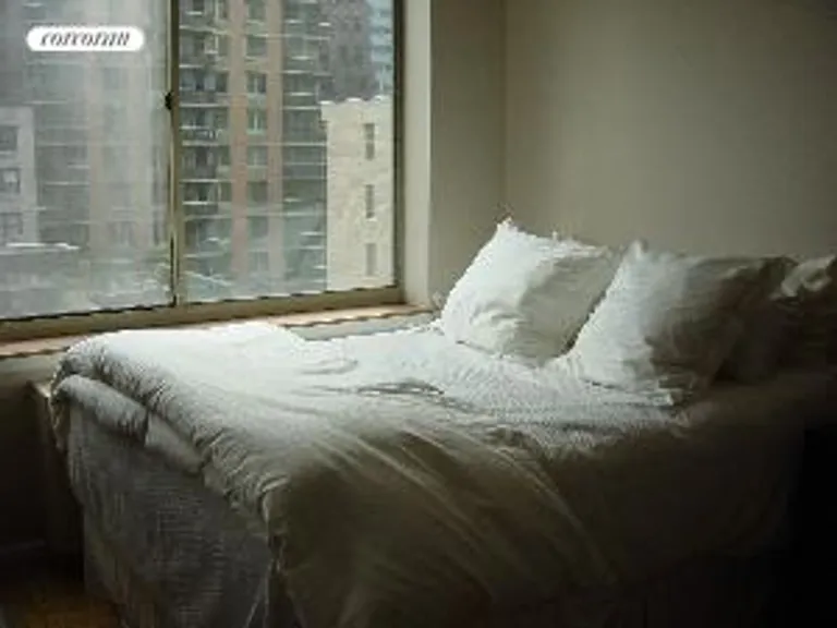 New York City Real Estate | View 236 East 47th Street, 9A | room 10 | View 11