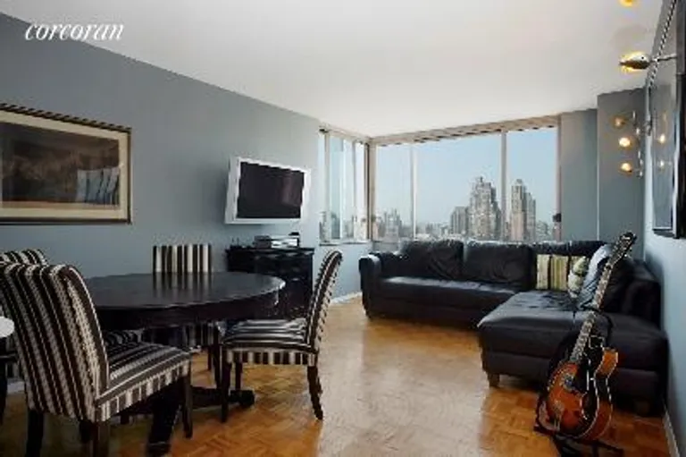 New York City Real Estate | View 350 West 50th Street, 33G | 1 Bed, 1 Bath | View 1