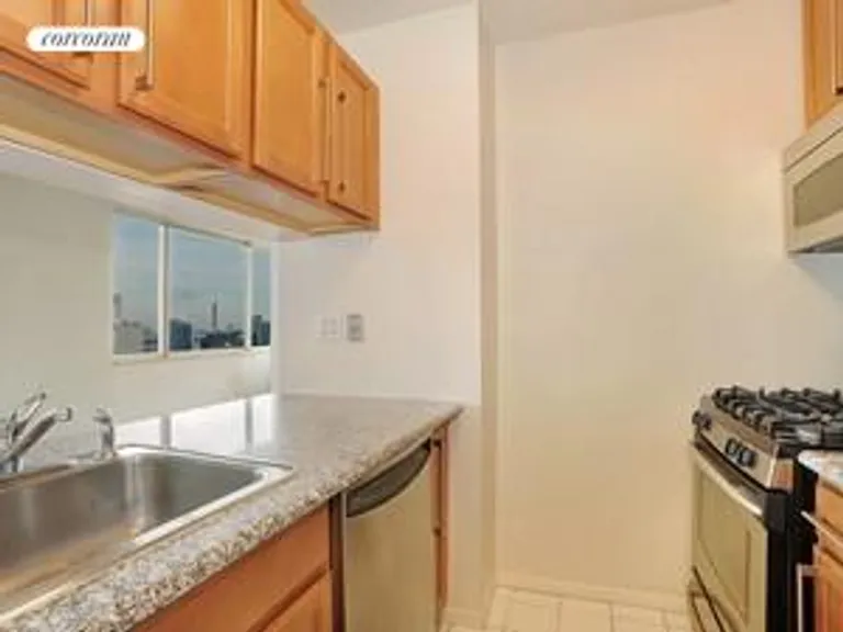New York City Real Estate | View 350 West 50th Street, 35F | room 2 | View 3