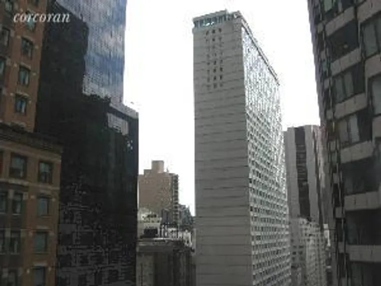 New York City Real Estate | View 162 West 56th Street, 1603 | room 2 | View 3