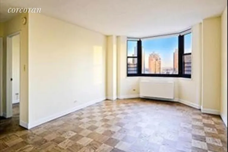 New York City Real Estate | View 200 East 90th Street, 12E | room 1 | View 2