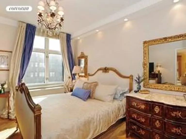 New York City Real Estate | View 188 East 70th Street, 8B | room 2 | View 3